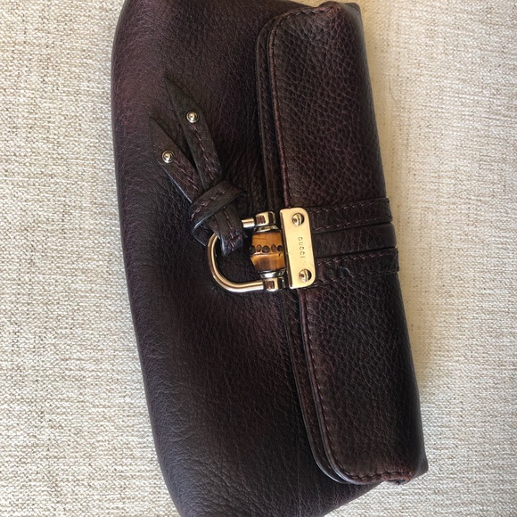 Gucci - maroon leather with bamboo accent - Picture 1 of 13